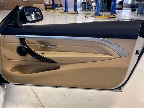 Used 2015 BMW 428i Convertible image 21