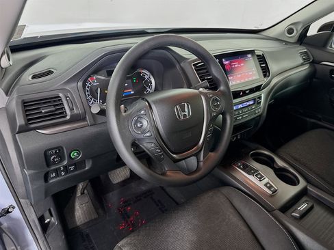 Used 2023 Honda Ridgeline Sport image 10
