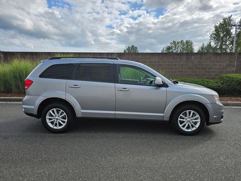 Used 2016 Dodge Journey SXT AWD/4WD image 4