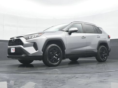 Used 2020 Toyota RAV4 LE w/ All Weather Liner Package AWD/4WD image 26
