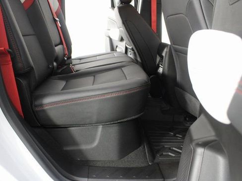 New 2026 GMC Canyon AT4X image 21