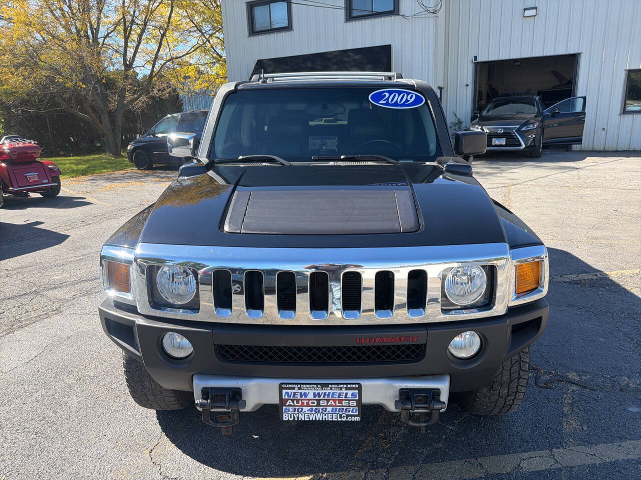 Used 2009 HUMMER H3 Luxury AWD/4WD image 2