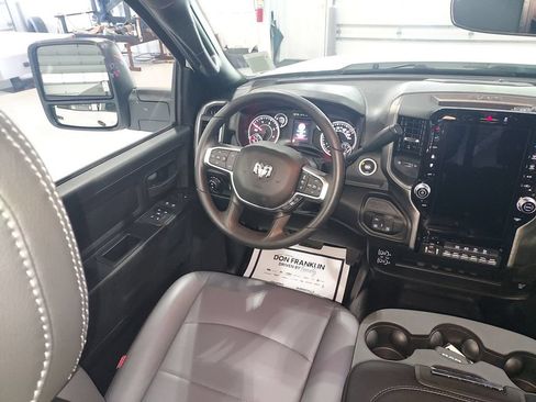 New 2026 RAM 3500 Tradesman AWD/4WD image 15