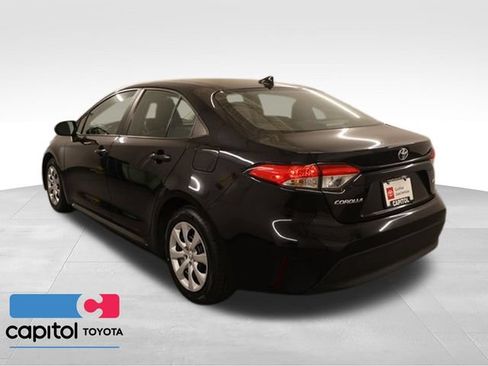 Certified 2024 Toyota Corolla LE FWD image 5