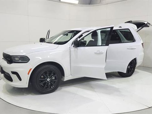 Used 2025 Dodge Durango GT image 10