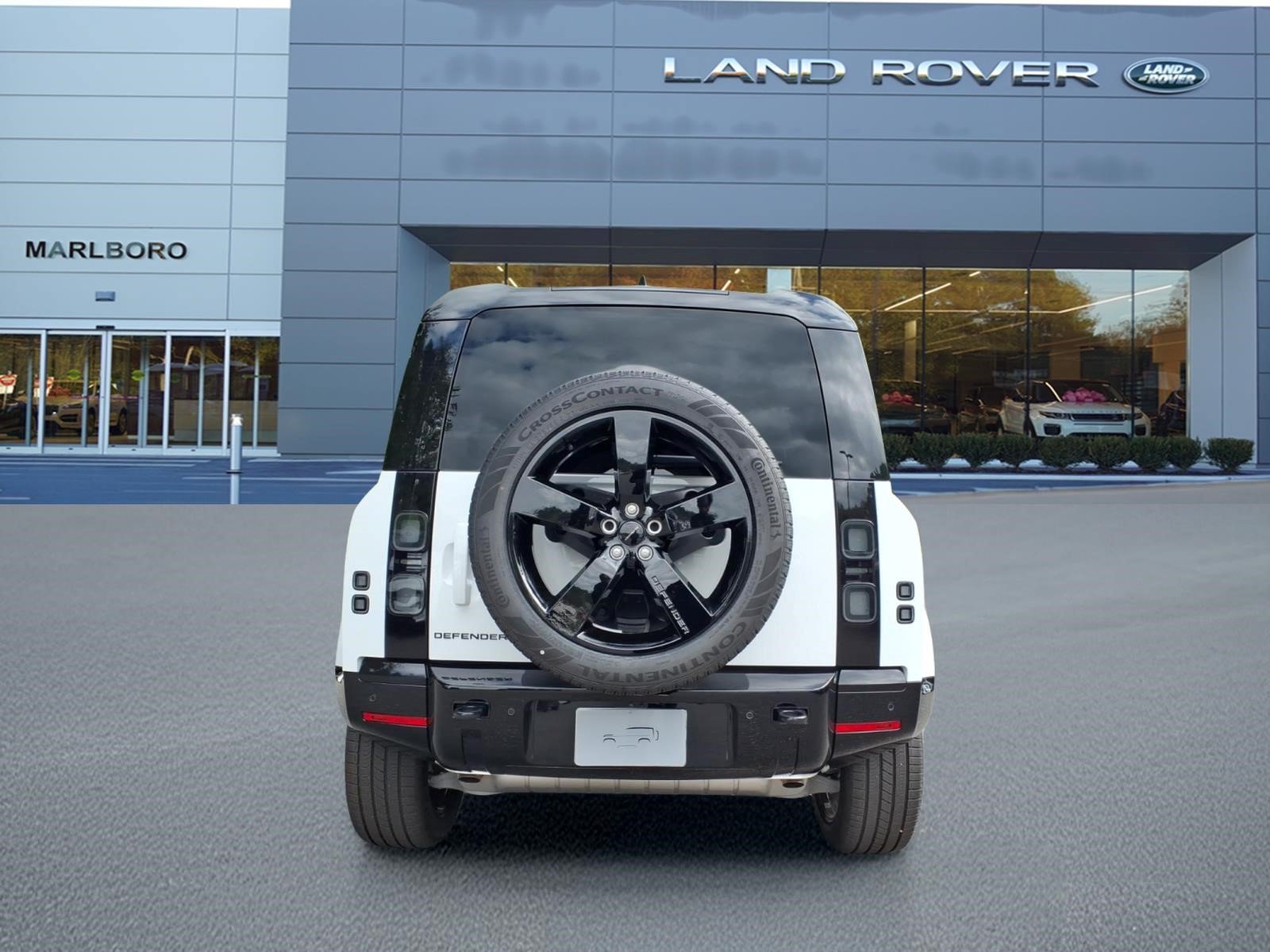 New 2026 Land Rover Defender 110 X-Dynamic SE AWD/4WD image 7