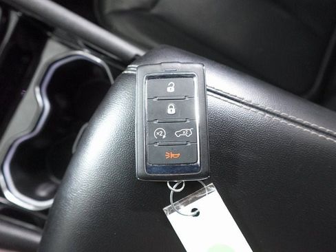 Used 2021 Jeep Grand Cherokee L Limited image 31