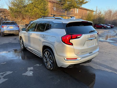 Used 2018 GMC Terrain Denali w/ LPO, 'HIT The Road' Package image 3