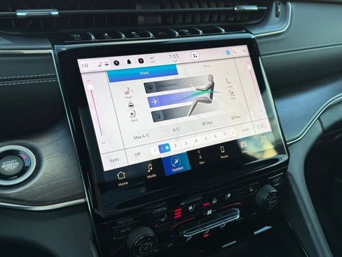 Used 2024 Jeep Grand Cherokee L Overland w/ Trailer Tow Package image 21