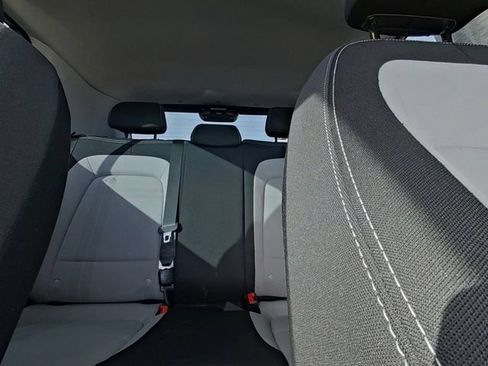 Used 2023 Hyundai Venue SEL image 27