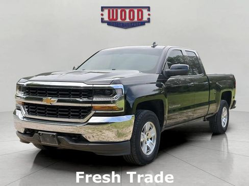 Used 2019 Chevrolet Silverado 1500 LT AWD/4WD image 3