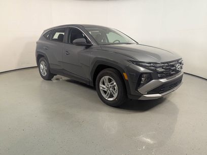 New 2025 Hyundai Tucson SE