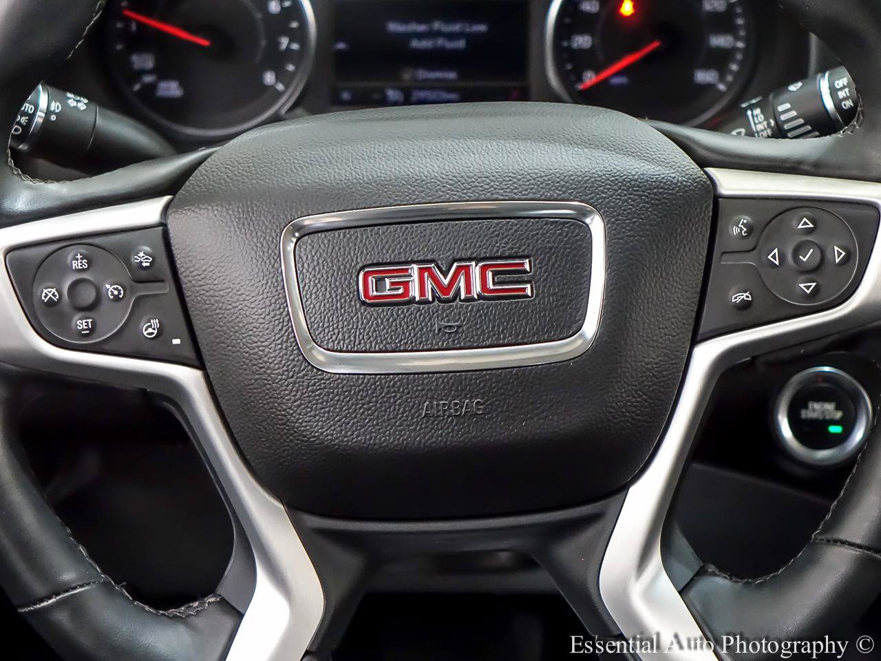 Used 2023 GMC Terrain SLT w/ Tech Package AWD/4WD image 17