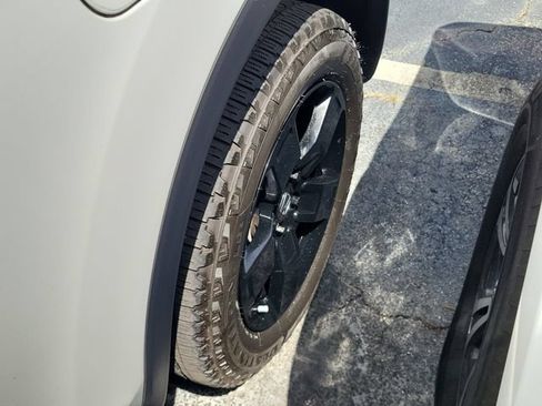 Used 2025 Honda Ridgeline Black Edition image 7