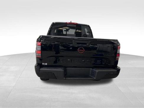 Used 2024 Nissan Frontier PRO-4X AWD/4WD image 4