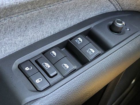 New 2026 Jeep Compass Latitude AWD/4WD image 20