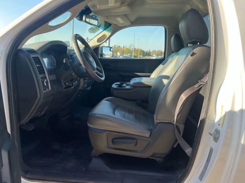 Used 2018 RAM 1500 Express image 13