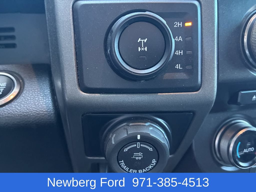 Used 2017 Ford F150 Raptor w/ Equipment Group 802A Luxury AWD/4WD image 24