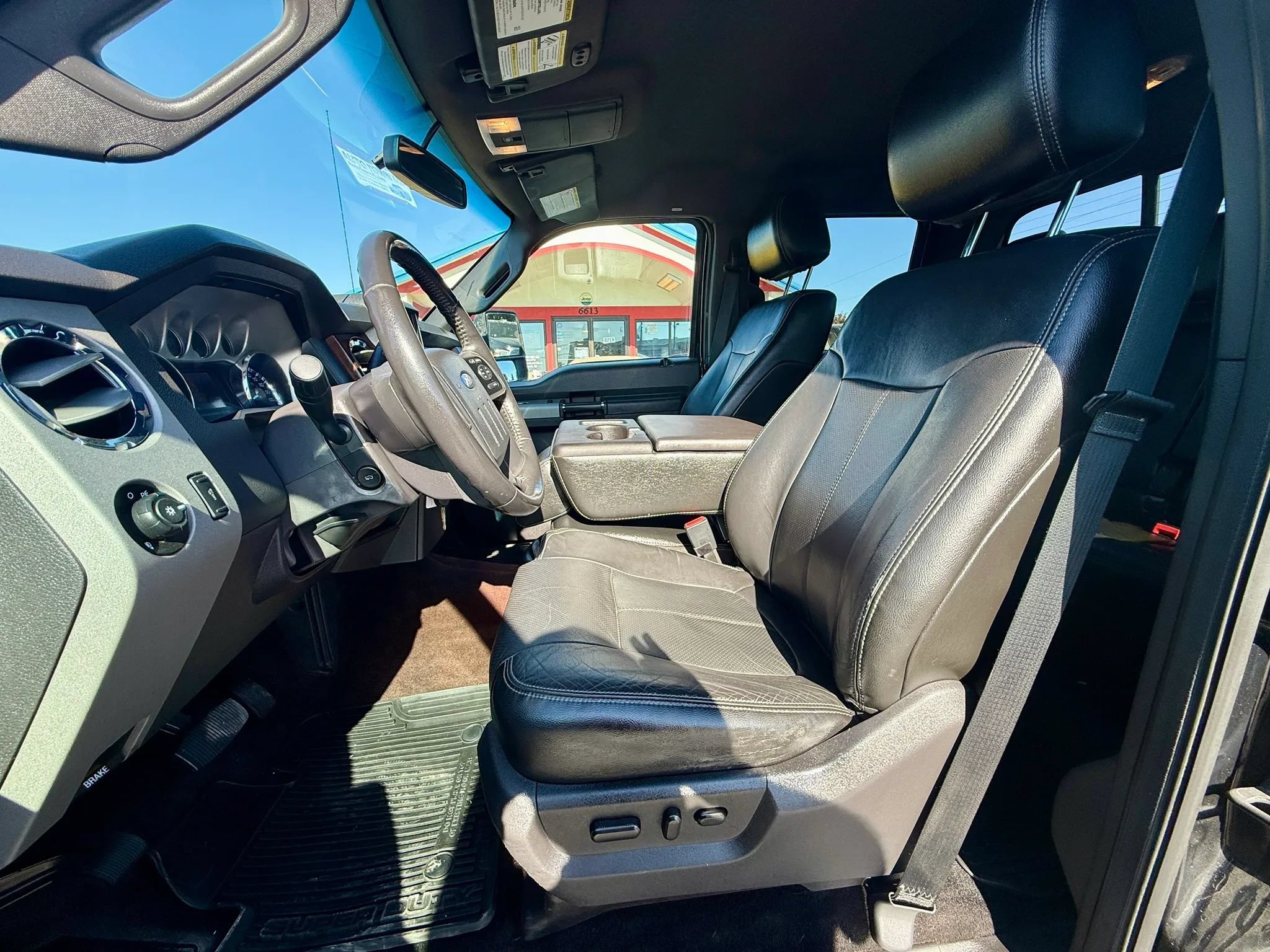 Used 2013 Ford F350 Lariat AWD/4WD image 9