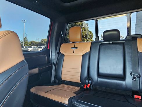 Used 2024 Ford F250 Platinum AWD/4WD image 25