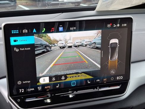 New 2025 Volkswagen ID.4 Pro image 13