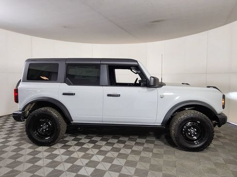 New 2026 Ford Bronco Big Bend w/ Black Diamond Package AWD/4WD image 8