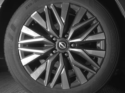 Used 2025 Nissan Altima 2.5 SV image 15