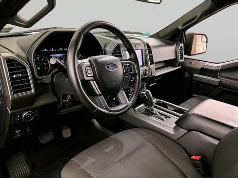 Used 2019 Ford F150 XLT w/ Equipment Group 302A Luxury AWD/4WD image 13