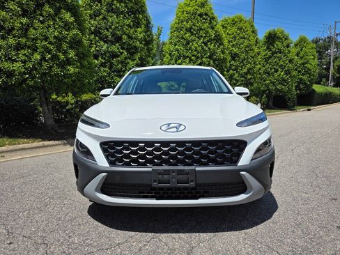 Used 2022 Hyundai Kona SE w/ Cargo Package FWD image 8