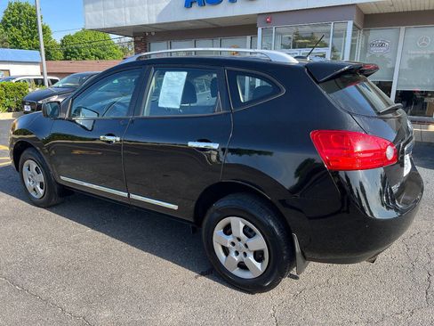 Used 2014 Nissan Rogue S w/ Convenience Package FWD image 13