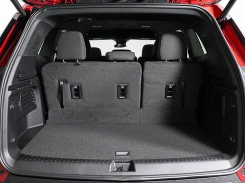 New 2025 GMC Acadia Elevation image 22