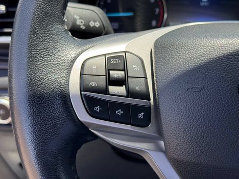 Certified 2023 Ford Explorer Limited RWD image 32