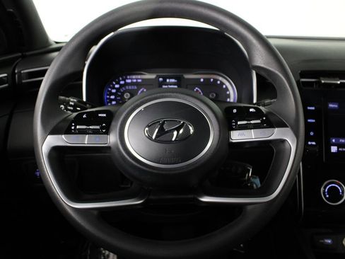 Certified 2024 Hyundai Santa Cruz SE image 9