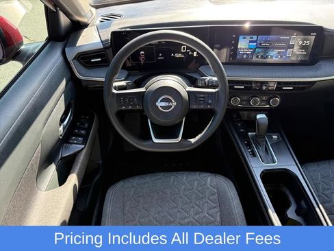 Certified 2025 Nissan Kicks SV AWD/4WD image 23