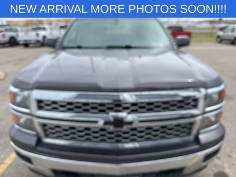 Used 2015 Chevrolet Silverado 1500 LT w/ LT Convenience Package AWD/4WD image 2