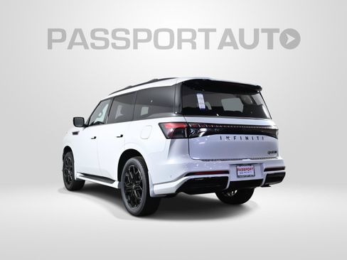 New 2026 INFINITI QX80 4WD image 4