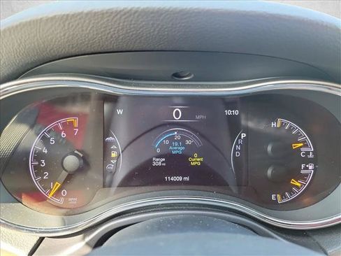 Used 2018 Jeep Grand Cherokee Limited w/ Luxury Group II AWD/4WD image 20