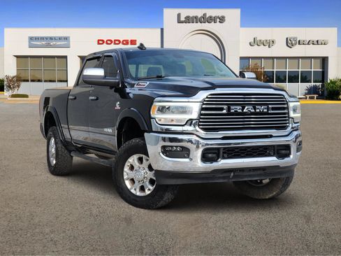 Used 2020 RAM 2500 Laramie AWD/4WD image 1