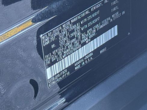 Used 2025 Toyota RAV4 LE image 28