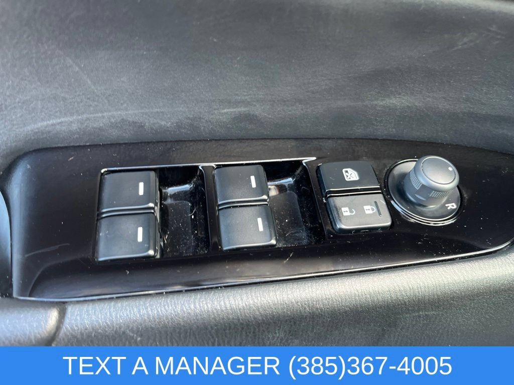 Used 2025 MAZDA CX-5 AWD 2.5 S w/ Preferred Package image 15