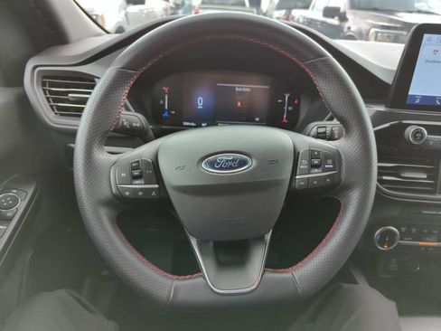 Certified 2025 Ford Escape ST-Line AWD/4WD image 30
