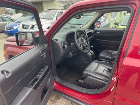 Used 2016 Jeep Patriot High Altitude image 13