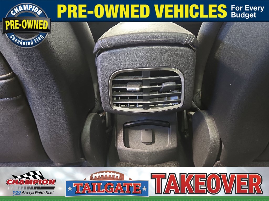 Used 2014 Lincoln MKZ w/ Equipment Group 101A Select FWD image 17