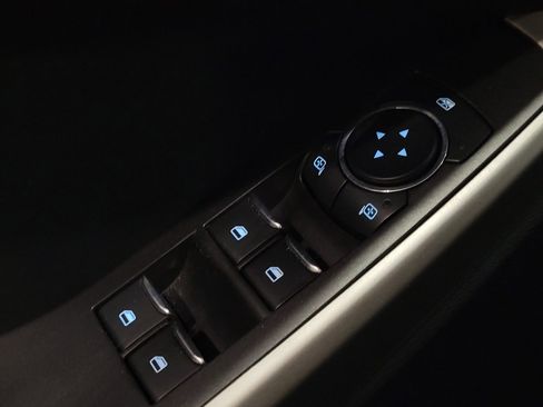 Used 2020 Ford Explorer XLT w/ Comfort Package image 27