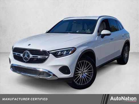 Certified 2025 Mercedes-Benz GLC 300 image 1