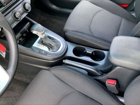Used 2024 Kia Forte LXS FWD image 14