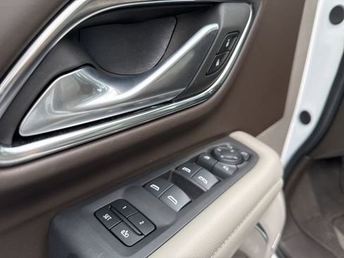 Used 2024 Chevrolet Tahoe Z71 w/ Luxury Package image 15