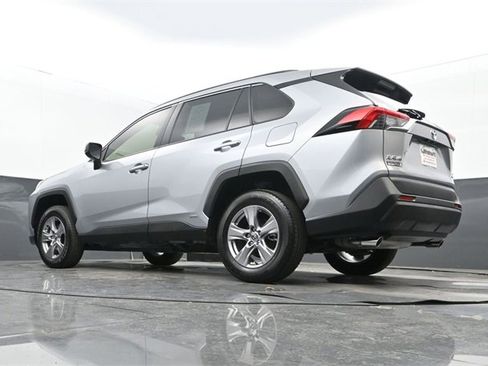 Used 2025 Toyota RAV4 LE image 25