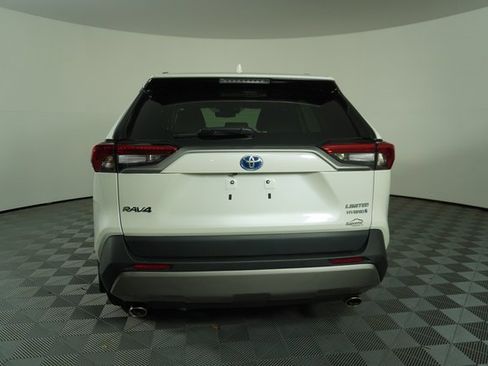 Used 2022 Toyota RAV4 Limited image 7
