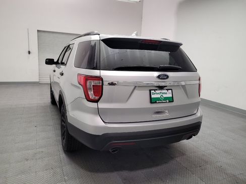 Used 2017 Ford Explorer FWD image 6